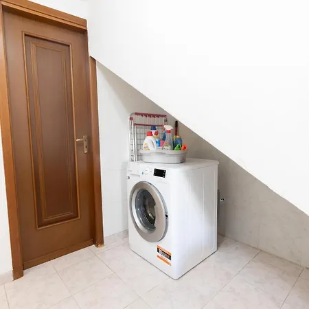 Ad House 1 Apartment