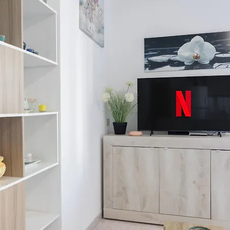 Apartment Ad House 1